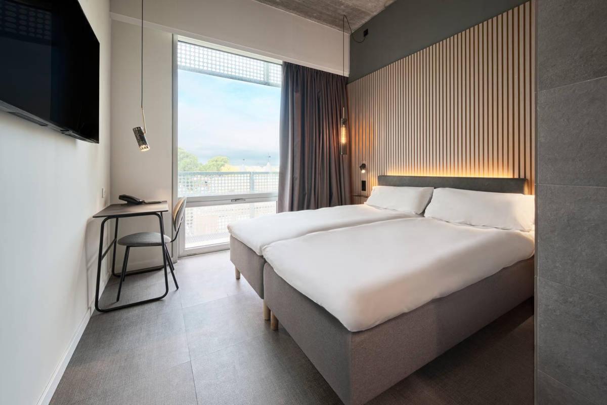 Hotel Zleep Madrid Airport Esterno foto