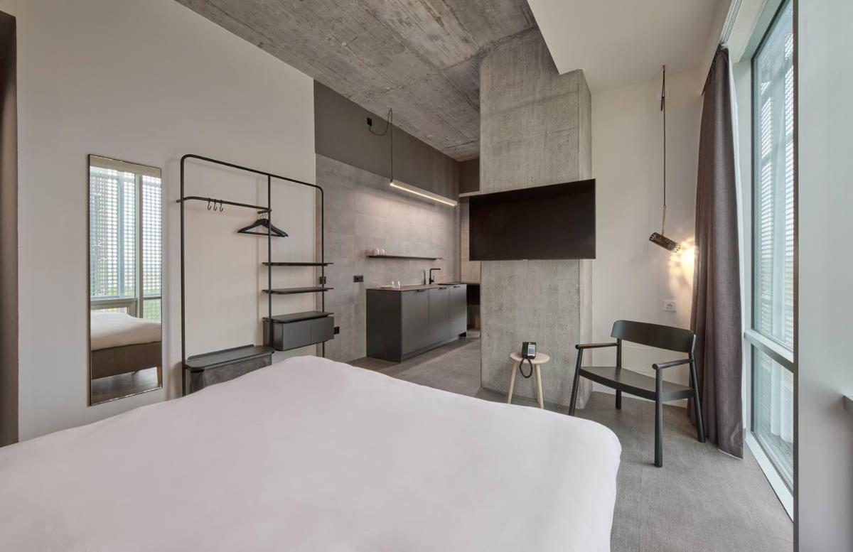 Hotel Zleep Madrid Airport Esterno foto